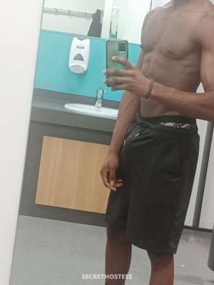 Straight African Man New to Luton, Male escort in Milton Keynes