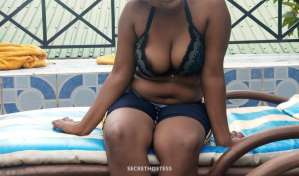 25 year old Escort in Nairobi Empress, escort