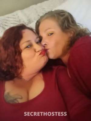 Jay-LeahandSarah 44Yrs Old Escort Gainesville FL Image - 2