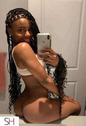 20 year old Escort in Edmonton Cynthia 20Yrs Old Escort Edmonton