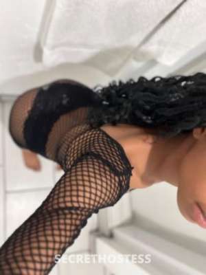 21 year old Escort in Modesto CA Sexy carmel baddie.. specials carplay or OUTCALL