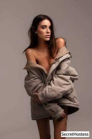 Escort model Luna, Milan in Milan
