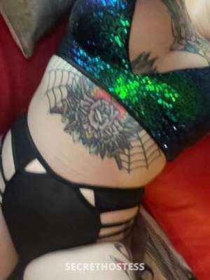 CURRENTLY UNAVAILABLE - tattooed Aussie girl curvaceous  in Cairns