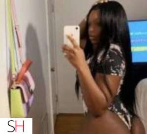 amina chocolate bombshell Party girl Chaudasse a souhait in Sainte-Adèle