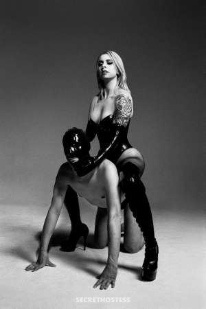 Mistress Annie, dominatrix in Edinburgh
