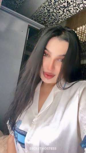 Luxyna, escort in Yanbu