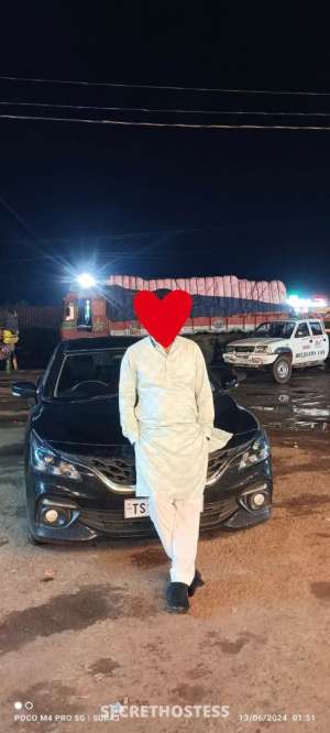 22 year old Indian Escort in Kolkata Akram Patel, Male escort