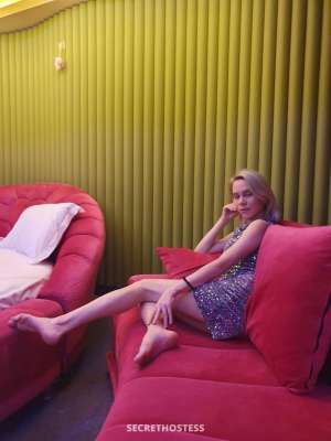 Solisa New Here, escort in Yanbu