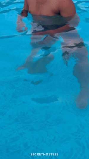 26 year old Indian Escort in Lucknow Sandy, Male escort