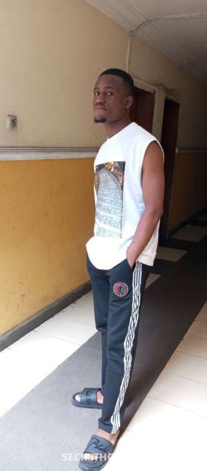 Frank Ruzzy, Male escort in Port Harcourt