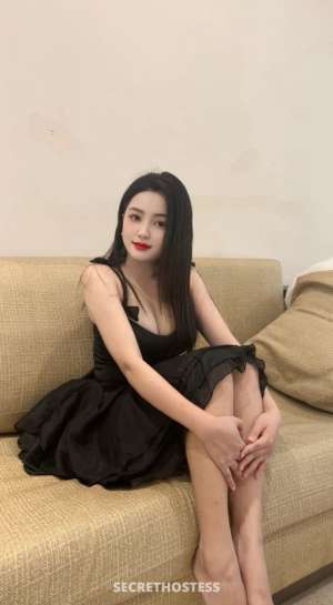 22 year old Asian Escort in Abu Dhabi Linda, escort