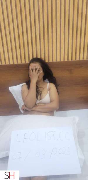 23 year old Asian Escort in City of Halifax Hello there, I’m a 23-year-old India beauty, full of fire