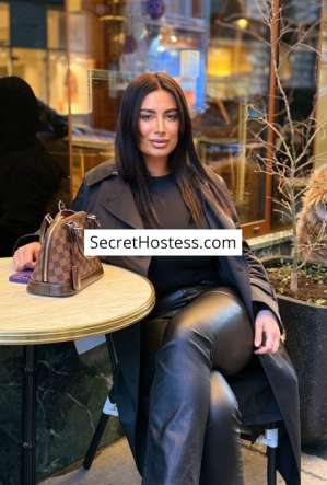 Linda, Agency in Vienna