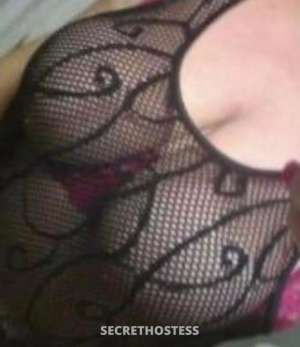 Good Looking Australian Lady., Greater Geelong in Geelong