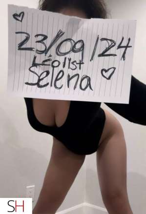 belle jeune femme douce et coquine OUTCALL in Lévis