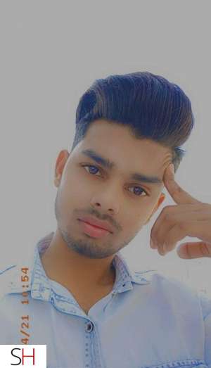 34 year old Indian Escort in Vancouver Indian guy new in the city
