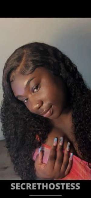 20 year old Escort in Atlanta GA ..available now