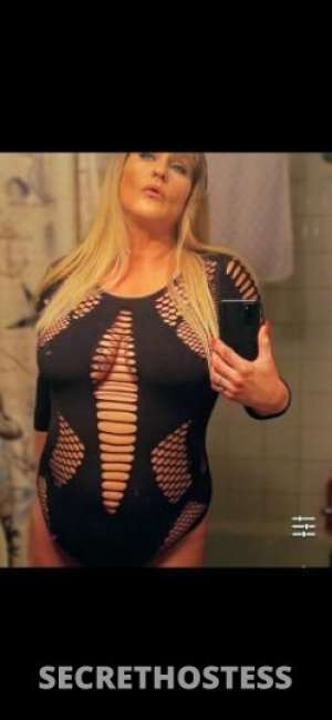 Jenivive 45Yrs Old Escort Edmonton Image - 1