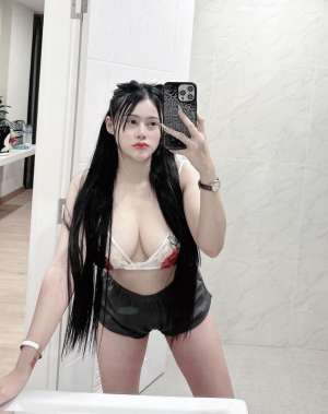 25Yrs Old Escort 168CM Tall Ahmedabad Image - 2