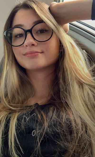 26 year old Escort in Altenderg IM AVAILABLE FOR HOOKUP SERVICES BOTH INCALL AND OUTCALL >