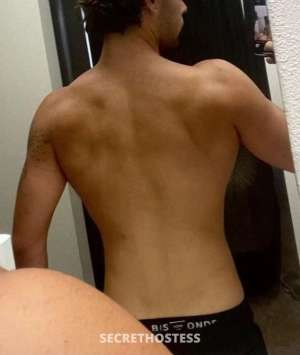 Young fit hung guy, Alice Springs in Alice Springs