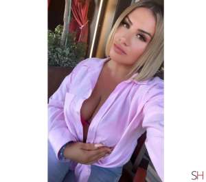 Sandra Top Model Blonde LATINA REAL OUTCALLS 1010,  in Warrington