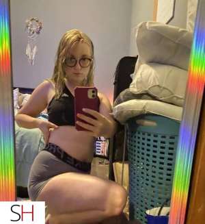 27 year old Escort in Kitchener hello guys i have nice body to give you taste and my sweet