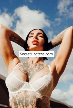 26 year old Caucasian Escort in Sandton Esmi, Agency