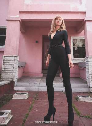 Lady Cora, dominatrix in Birmingham
