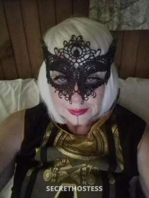 40 year old Escort in Gosford Ivy formly of mature darliings, Gosford/ central coast/ 