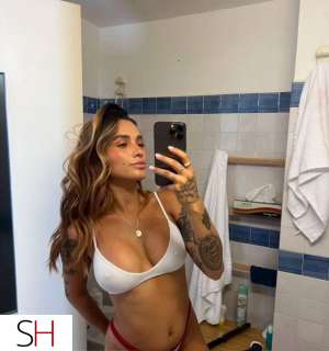 26 year old Caucasian Escort in City of Halifax ★✦✧ღ...’.....ღ✦✧★&amp;.............. 