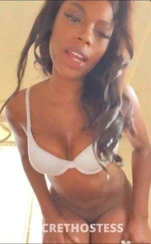 28 year old Escort in College Station TX Caramel Creme Delight Pretty face Soft Caramel Dark skin Fat
