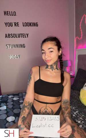 ♛ Meet the 19YO Inked Princess in White Rock
