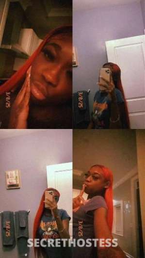 21 year old Mexican Escort in Dallas TX pretty and petite and here to show you a good time