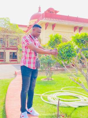 Max, Male escort in Noida