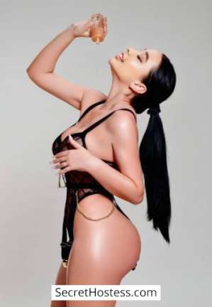 24 year old English Escort in London Katy, Hamiltons of London Agency
