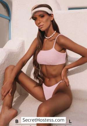 22 year old Russian Escort in London Roxie, Black Label London Agency
