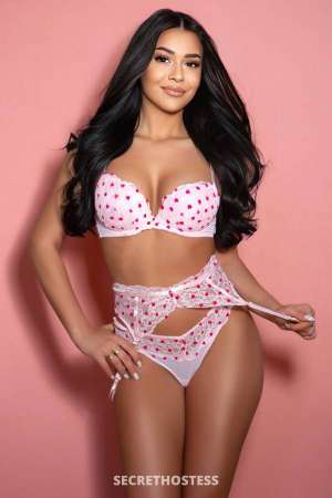 23 year old Escort in London Nelly
