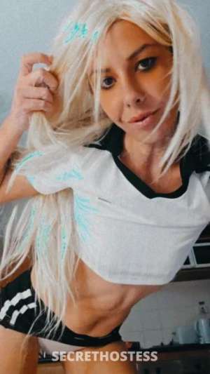 31 year old Escort in Perth Your cute! Yeah you, your fortune cookie awaits here... open