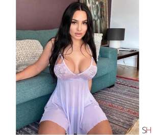 24 year old Latino Escort in Cheshire West and Chester BIA🌸 New in the Town. PartyGirl, Independent