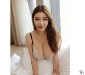 23Yrs Old Escort Size 8 East Sussex Image - 3