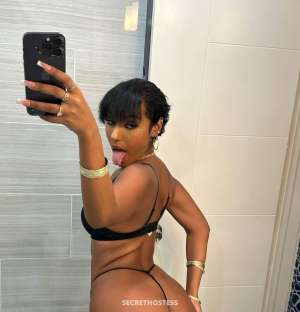 Independent young black  lady party too in Fredericton