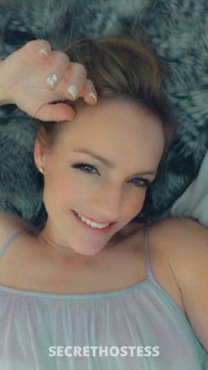 40 year old Escort in San Diego CA ⭐️ no deposit