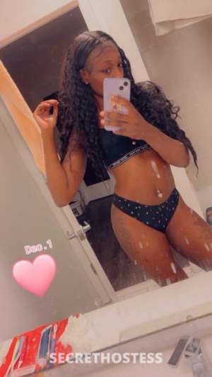 Sexy tall model shaped ebony and judy wit da big bootie in Chicago Falls IL