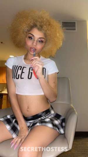 22 year old Escort in Tampa FL ??try something new