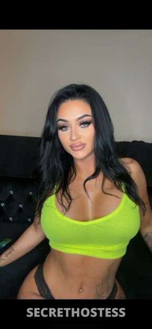 26 year old Escort in Reno NV 24/7 entertainment for single man or groups, 1 or multiple 