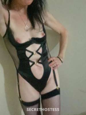 Mature, sexy MILF is hanging for some c0ck, CarPlay/outcalls in Melbourne