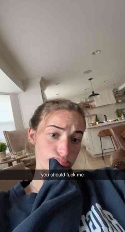 27 year old Escort in Prevost Horny Hookup Services Sex With Condom and Without Condom, 