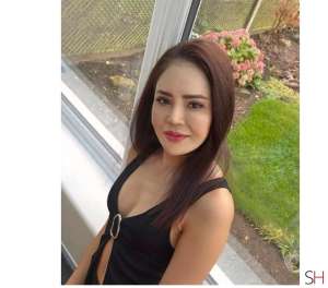 Thai lady relaxing massage and sports massage, Independent in Warwickshire