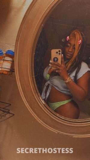 25 year old Caucasian Escort in Myrtle Beach SC Sexy ?Majestic? Chocolate